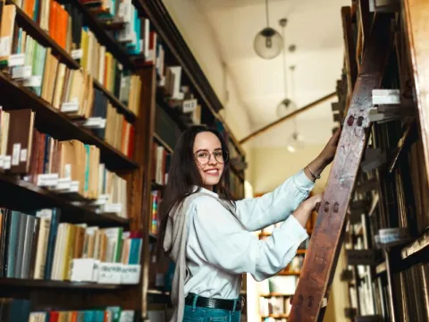 Pós Técnico - Especialização Técnica em Gestão de Arquivos e Biblioteca